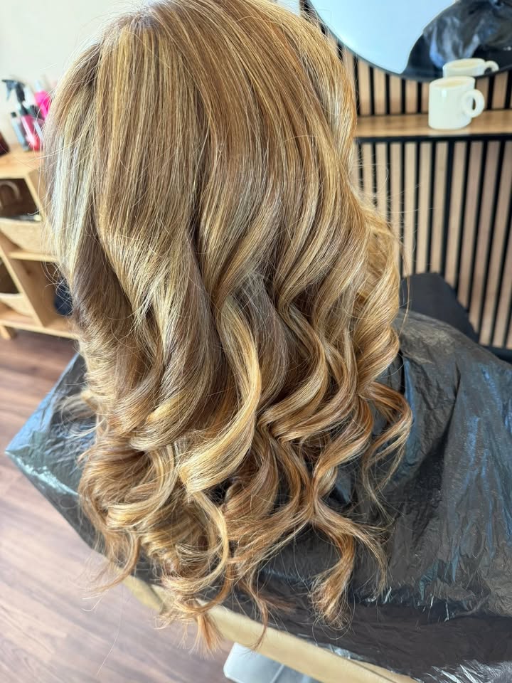Reflections Hair & Beauty